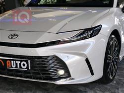 تۆیۆتا کامری